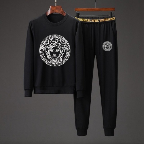 Versace Tracksuits Long Sleeved For Men #801847 $85.00 USD, Wholesale Replica Versace Tracksuits