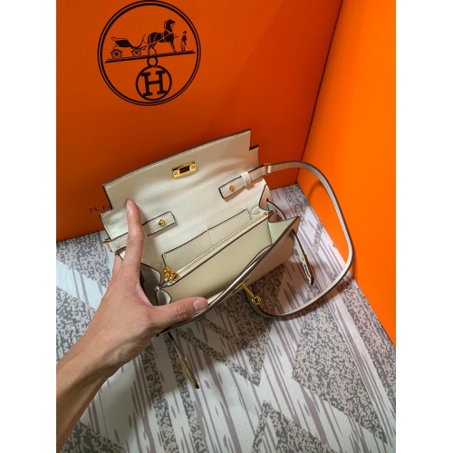 Replica Hermes AAA Quality Messenger Bags For Women #802417 $115.00 USD for Wholesale