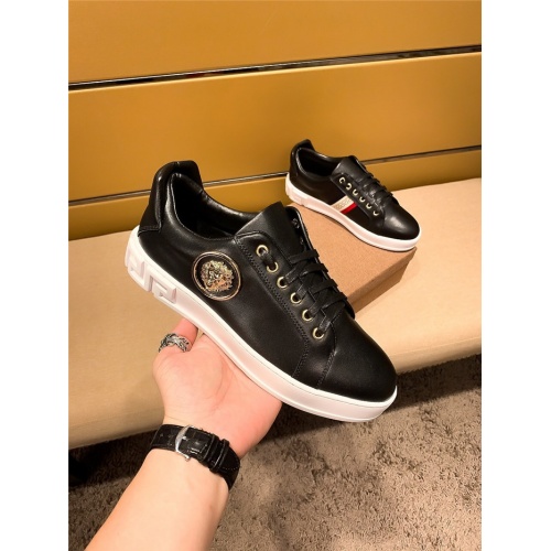 Versace Casual Shoes For Men #802732 $72.00 USD, Wholesale Replica Versace Casual Shoes