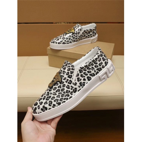 Replica Versace Casual Shoes For Men #802747 $68.00 USD for Wholesale