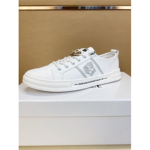 Replica Versace Casual Shoes For Men #803976 $72.00 USD for Wholesale