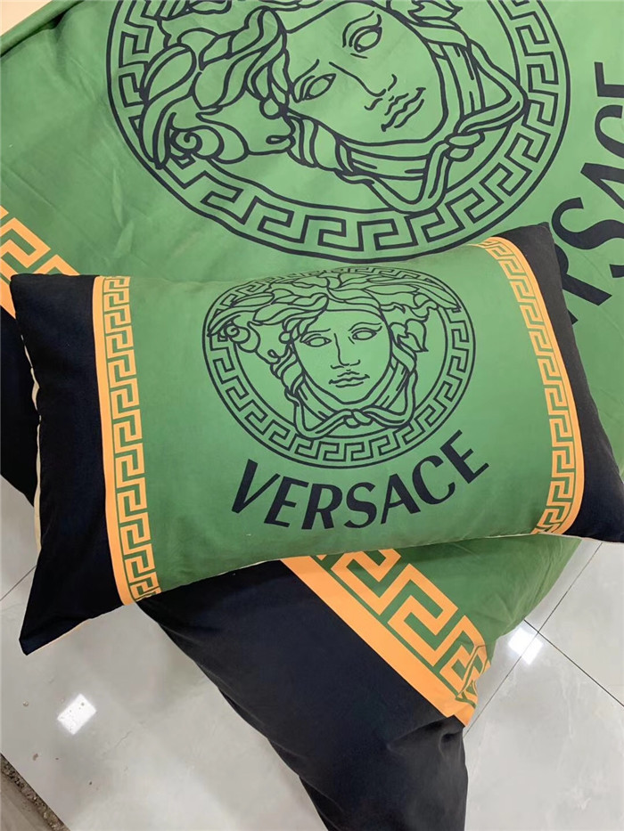 Versace Bedding 800990 96.00 USD, Wholesale Replica Versace Bedding
