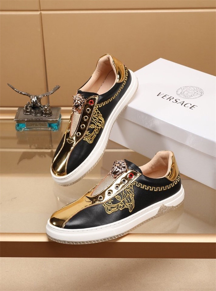 Versace Casual Shoes For Men 803214 76.00 USD, Wholesale Replica