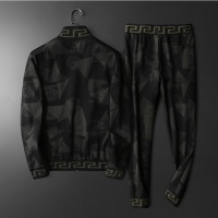 $98.00 USD Versace Tracksuits Long Sleeved For Men #798523