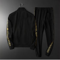 $98.00 USD Versace Tracksuits Long Sleeved For Men #798534