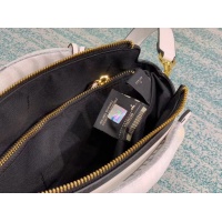 $130.00 USD Fendi AAA Messenger Bags For Women #799330
