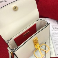 $113.00 USD Valentino AAA Quality Messenger Bags For Women #799873