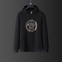 $98.00 USD Versace Tracksuits Long Sleeved For Men #801842