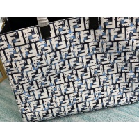 $102.00 USD Fendi AAA Quality Handbags For Women #802423