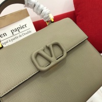 $113.00 USD Valentino AAA Quality Messenger Bags For Women #804443
