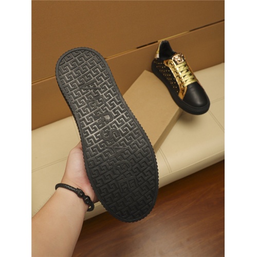 Replica Versace Casual Shoes For Men #805696 $72.00 USD for Wholesale