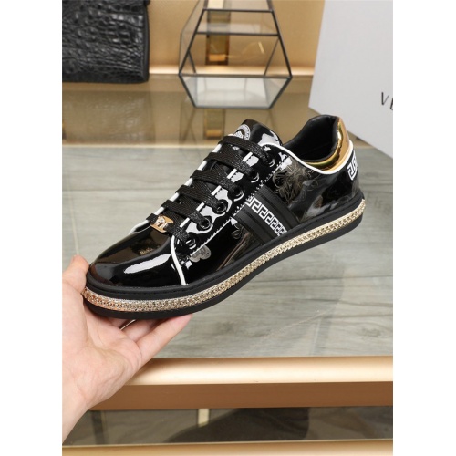 Replica Versace Casual Shoes For Men #805771 $76.00 USD for Wholesale