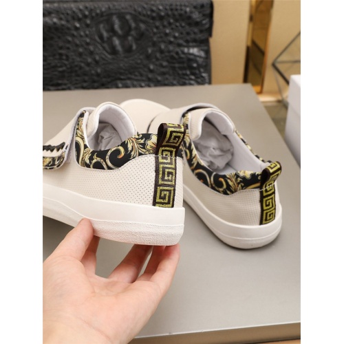 Replica Versace Casual Shoes For Men #805963 $76.00 USD for Wholesale