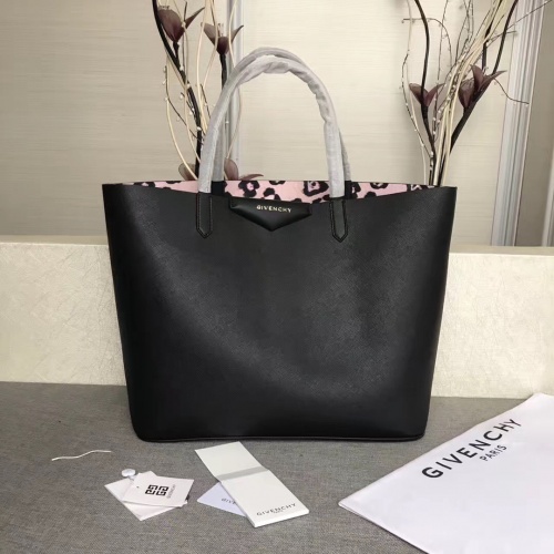 Replica Givenchy AAA Quality Handbags For Women #806872 $175.00 USD for Wholesale