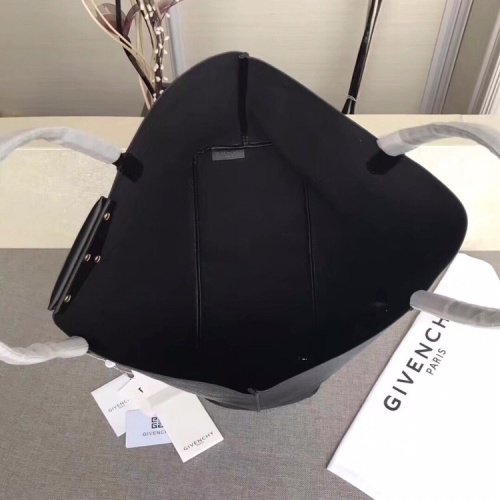 Replica Givenchy AAA Quality Handbags For Women #806907 $170.00 USD for Wholesale