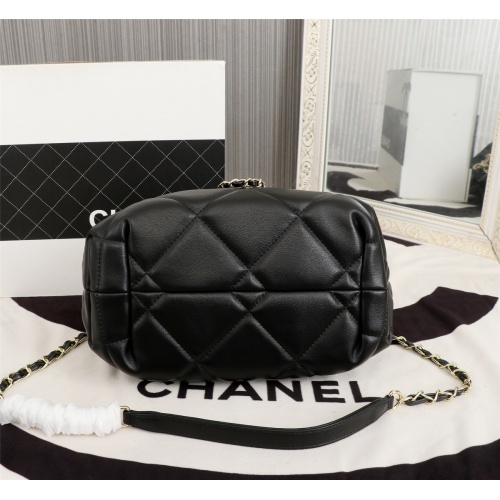 Replica Chanel AAA Messenger Bags For Women #806913 $108.00 USD for Wholesale