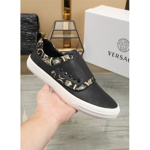 Replica Versace Casual Shoes For Men #807534 $76.00 USD for Wholesale