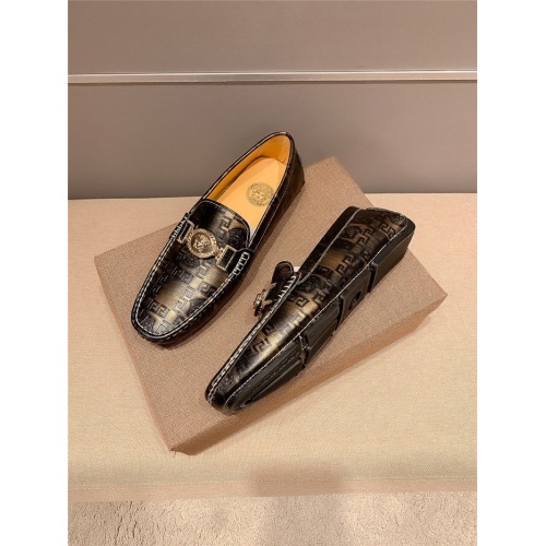 Replica Versace Casual Shoes For Men #807679 $72.00 USD for Wholesale