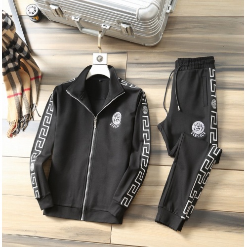 Versace Tracksuits Long Sleeved For Men #807817