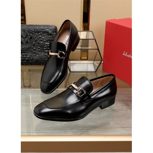 Salvatore Ferragamo Leather Shoes For Men #808702