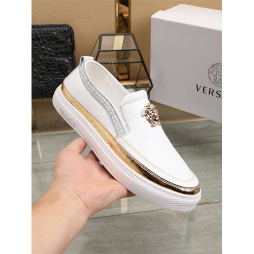 Replica Versace Casual Shoes For Men #809142 $82.00 USD for Wholesale
