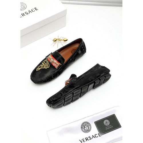 Replica Versace Casual Shoes For Men #809469 $68.00 USD for Wholesale