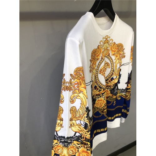 Replica Versace Hoodies Long Sleeved For Unisex #810068 $42.00 USD for Wholesale