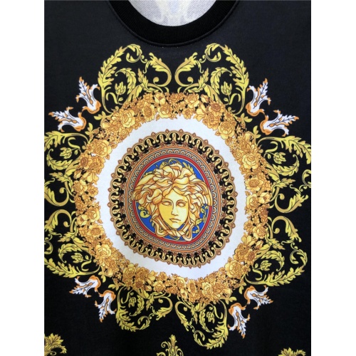 Replica Versace Hoodies Long Sleeved For Unisex #810069 $42.00 USD for Wholesale