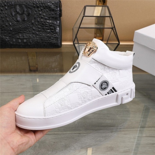 Replica Versace Casual Shoes For Men #811140 $82.00 USD for Wholesale