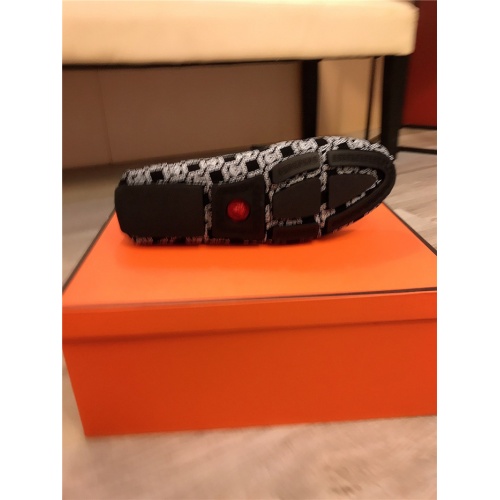Replica Versace Casual Shoes For Men #811676 $76.00 USD for Wholesale