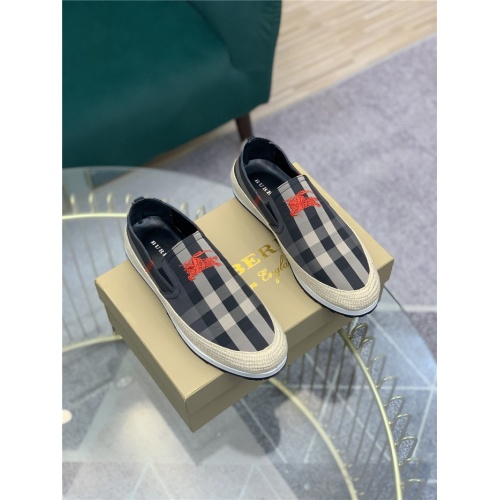 Replica Burberry Casual Shoes For Men #811709 $68.00 USD for Wholesale