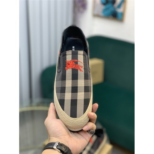 Replica Burberry Casual Shoes For Men #811709 $68.00 USD for Wholesale
