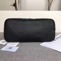 $160.00 USD Givenchy AAA Quality Handbags For Women #806890