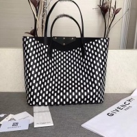 $160.00 USD Givenchy AAA Quality Handbags For Women #806891