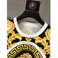 $42.00 USD Versace Hoodies Long Sleeved For Unisex #810071