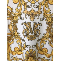 $42.00 USD Versace Hoodies Long Sleeved For Unisex #810081
