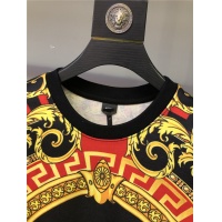 $42.00 USD Versace Hoodies Long Sleeved For Unisex #810084