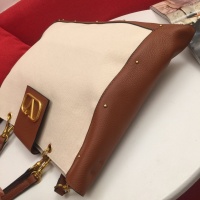 $101.00 USD Valentino AAA Quality Tote-Handbags For Women #810351