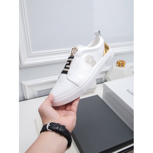 Replica Versace Casual Shoes For Men #811923 $72.00 USD for Wholesale