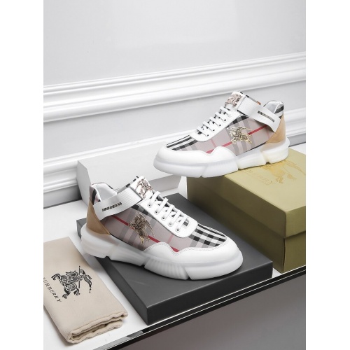 Replica Burberry Casual Shoes For Men #811924 $82.00 USD for Wholesale