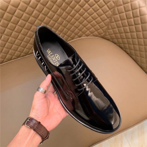 Replica Valentino Casual Shoes For Men #812049 $128.00 USD for Wholesale