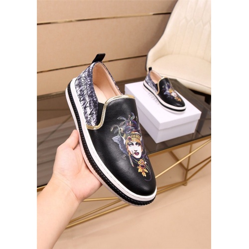 Replica Versace Casual Shoes For Men #812052 $76.00 USD for Wholesale