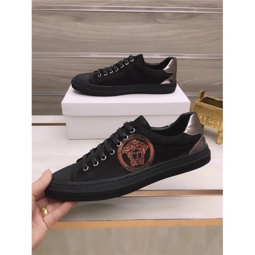 Replica Versace Casual Shoes For Men #812056 $76.00 USD for Wholesale