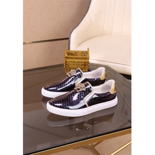 Versace Casual Shoes For Men #812527 $76.00 USD, Wholesale Replica Versace Casual Shoes