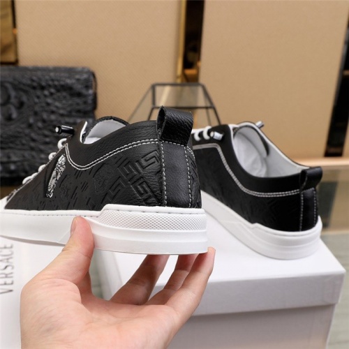 Replica Versace Casual Shoes For Men #812633 $80.00 USD for Wholesale