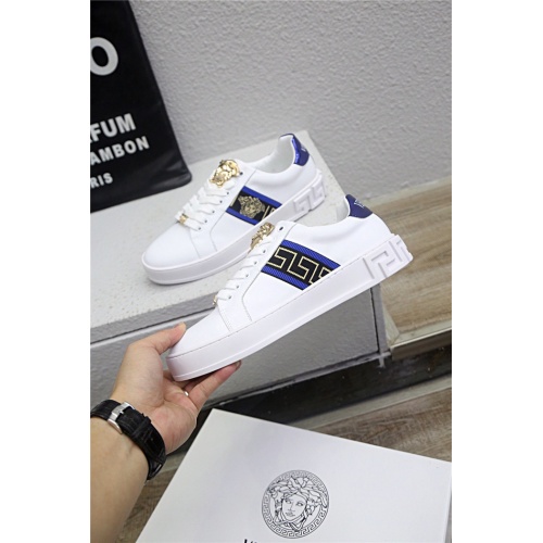 Replica Versace Casual Shoes For Men #813274 $76.00 USD for Wholesale