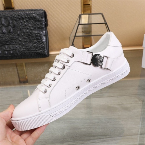 Replica Versace Casual Shoes For Men #813342 $82.00 USD for Wholesale