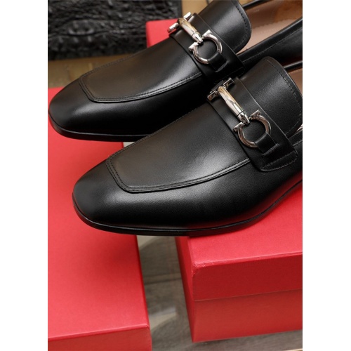 Replica Salvatore Ferragamo Leather Shoes For Men #813349 $118.00 USD for Wholesale