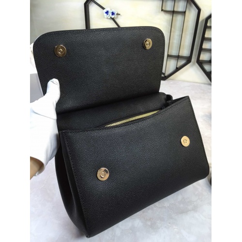 Replica Dolce & Gabbana D&G AAA Quality Messenger Bags For Women #813735 $150.00 USD for Wholesale