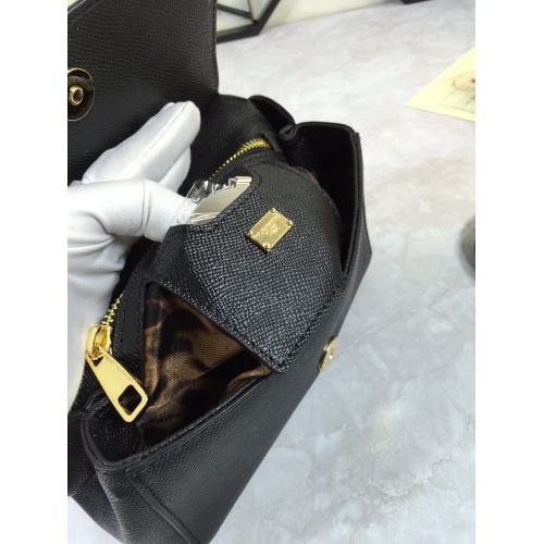Replica Dolce & Gabbana D&G AAA Quality Messenger Bags For Women #813748 $132.00 USD for Wholesale